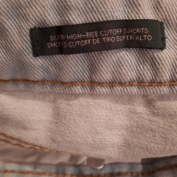 Wild Fable Women's Jeans Shorts Size 2 Blue High Rise Cut Off Light Wash Denim - Picture 11 of 14